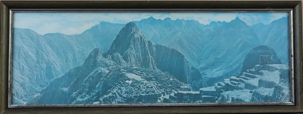 SWISS Foto - Peru, Panorama of the Ruins of Machupicchu Image 1++