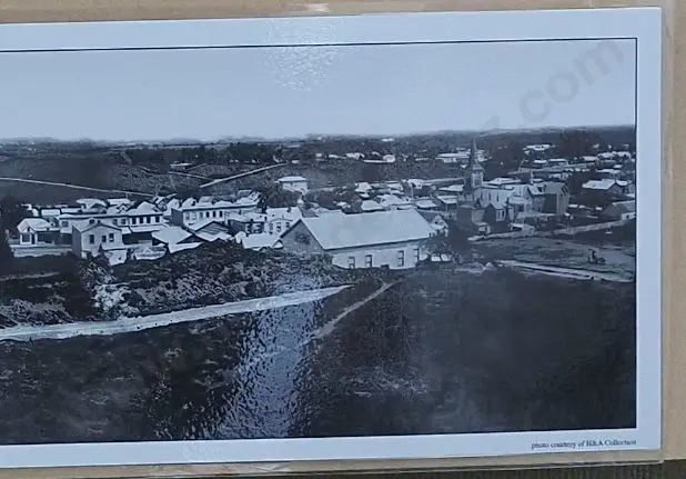 WANGANUI - A Panoramic Photo c.1890 - Panoramic View of Wanganui c.1890 Image 1++