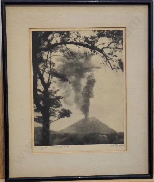 RISBERG, Carl (1903-1972) - Mount Ngauruhoe in Eruption c.1930 Image 1++