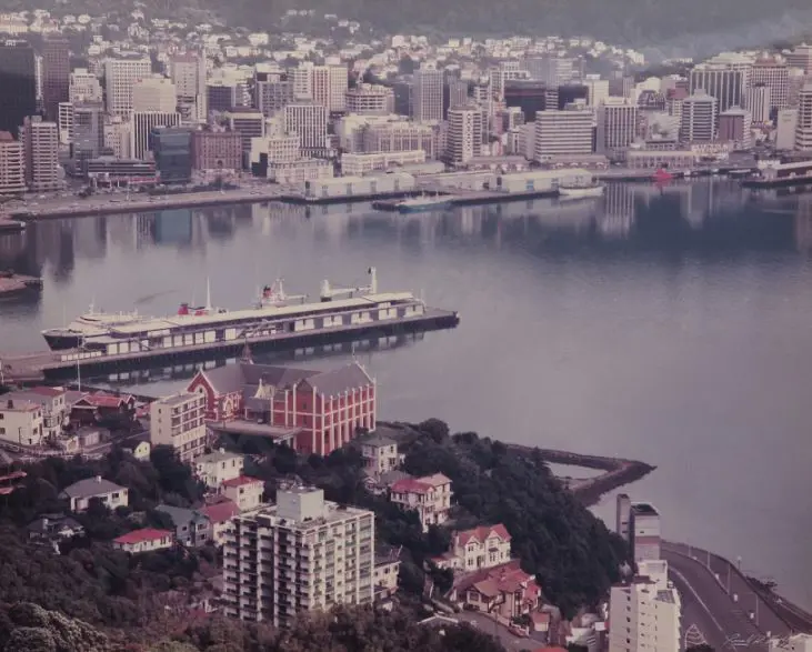 WOOLF, Ronald D. (1930-1987) - Wellington Harbour 1980s from Mount Victoria Image 1++