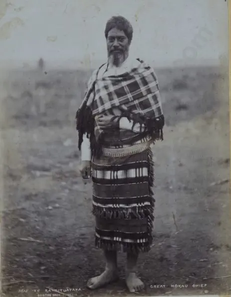 BURTON BROS (19th Cent.) - Te Rangi Tuataka - Great Mokau Chief: second photo two samoans Rango and Pangi Image 1++