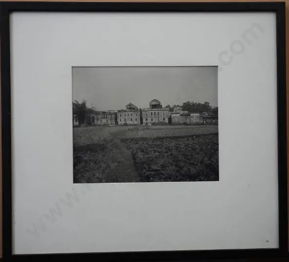 ABERHART, Laurence (1949-) - GUANGDONG Province (Children near Toi Shan), China 26 November 2000 Image 1++