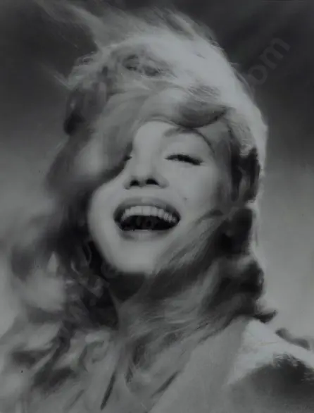 MONROE, Marilyn (1926-1962) - Press Photo by Jack Cardiff Image 1++