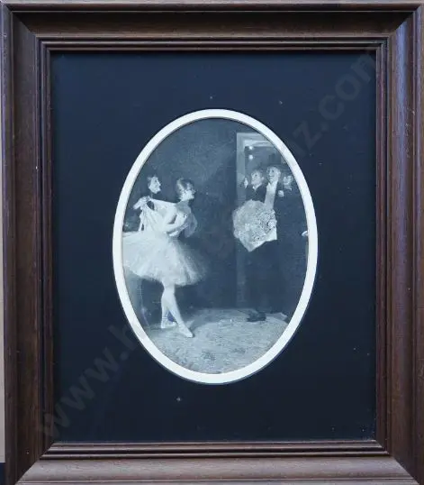 UNKNOWN Artist - Backstage - After the Show Image 1++