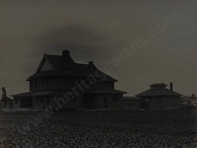 UNKNOWN Photographer - Country Homestead, somewhere in New Zealand (Early 20th Century) Image 1++