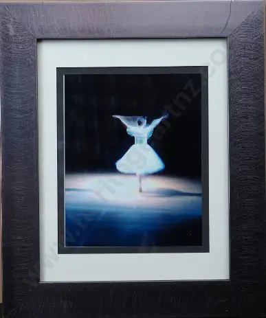 UNKNOWN Photographer - Ballerina Image 1++