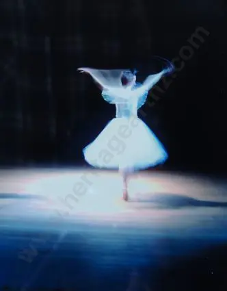 UNKNOWN Photographer - Ballerina Image 1++