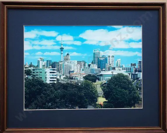 UNKNOWN Photographer - Auckland Central with Skytower Image 1++