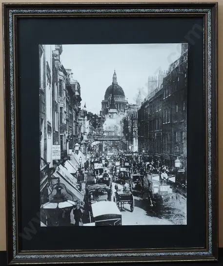 UNKNOWN Photographer - St Pauls Cathedral - Rush Hour c.1895 Image 1++