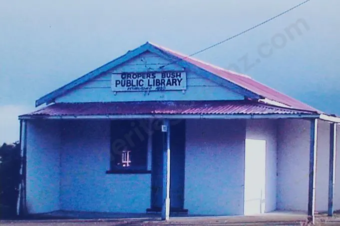 UNKNOWN Artist (A58) - Groper's Bush Public Library Image 1++