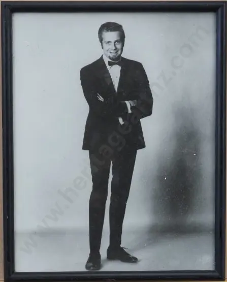 UNKNOWN Photographer - Peter Nero - Autographed photo Image 1++
