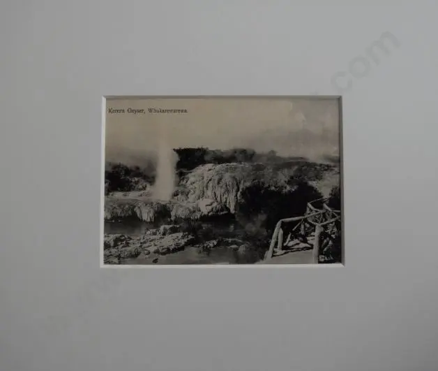 UNKNOWN Photographer - Kerere Geyser, Whakarewarewa Image 1++