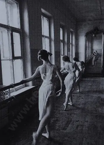 CAPA, Cornell (1918 - Bolshoi Ballet School, Moscow - 1958 Image 1++