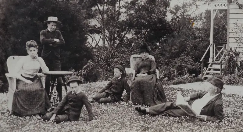 HODGKINS, Frances (1869-1947) - 30 Unique Photos from the Life of Frances Hodgkins Image 1++