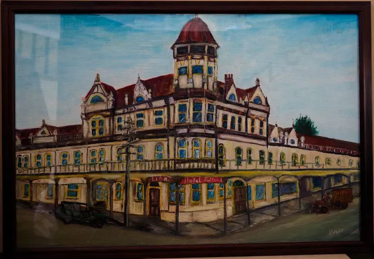 BAIN, - Rutland Hotel, Whanganui Image 1++