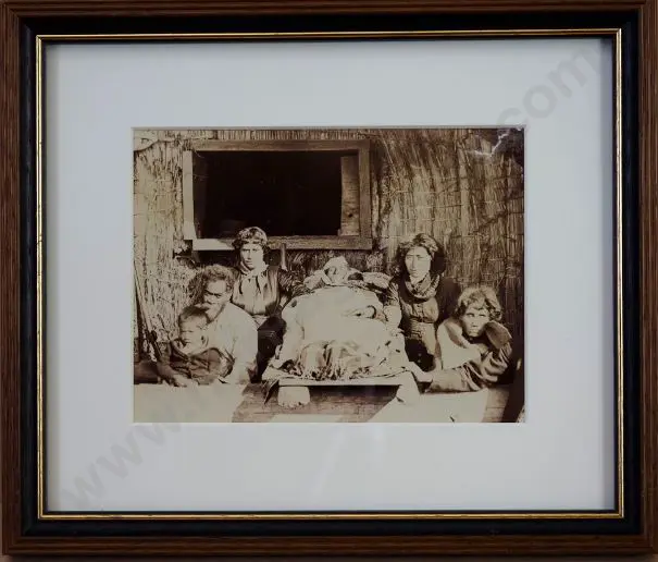 PHOTOGRAPHER, Unknown - Maori Tangi, Late 19th Century Image 1++