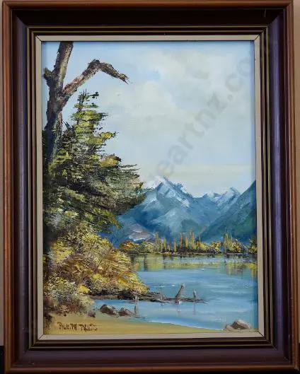 PHILLIPS, Phillipa - The Remarkables Image 1++