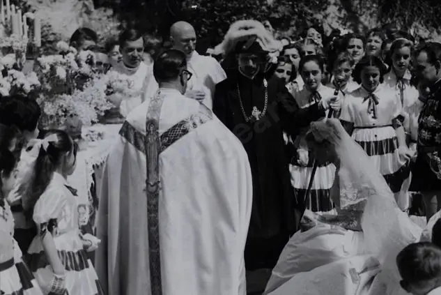 POPPER, Paul (1904-1977) - Grace Kelly & Prince Rainier being Married in Monaco, April 19, 1956 Image 1++