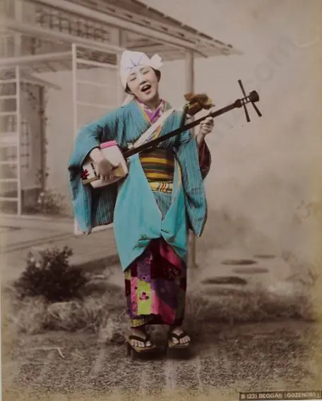 UNKNOWN - Beggar (Gozenobo) - Busker - Handcoloured photo c.1880 Image 1++