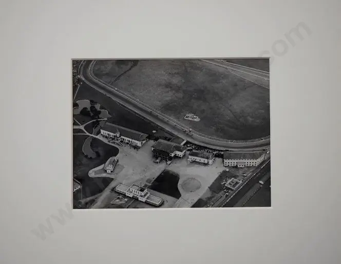 BROWNE, Victor Carlyle (1900-1980) - Christchurch, Addington Trotting Ground Image 1++