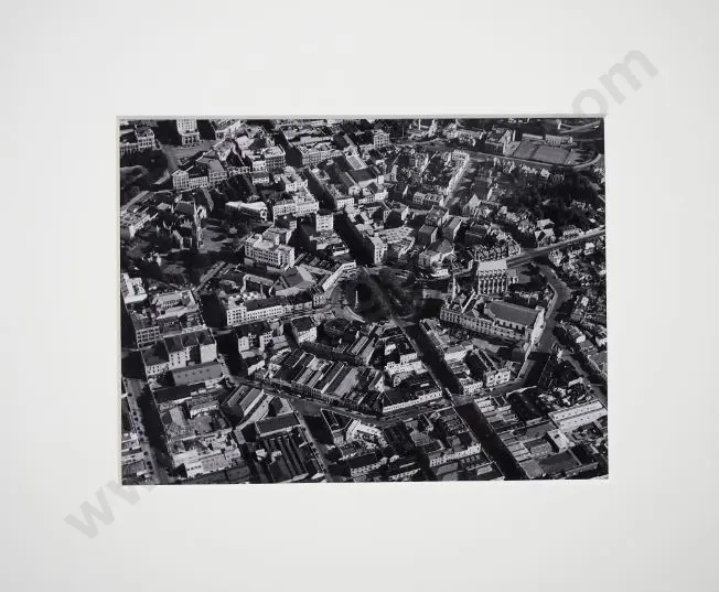BROWNE, Victor Carlyle (1900-1980) - The Octagon Dunedin from ther air, c. 1950 Image 1++