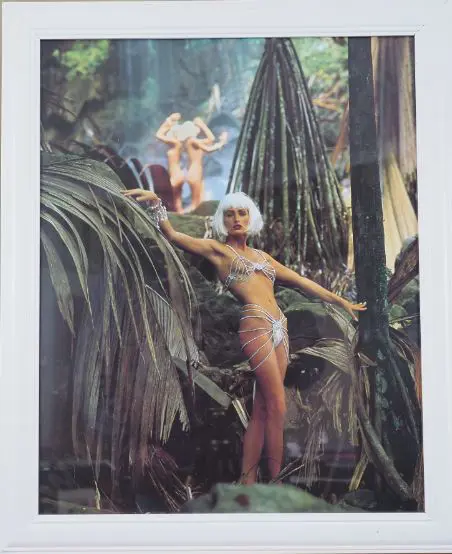 PIRELLI Calendar Page - In All Her Glory - Bush Scene Image 1++