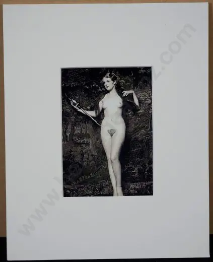 UNKNOWN - Semi-naked Lady in Pose - Holding Mirror -  Sepia toned c.1920 Image 1++