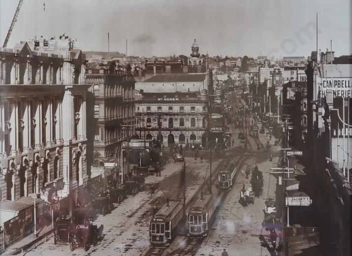 AUCKLAND - Queen Street - June 1911 - Queen Street from Ferry Buildings - 17 June 1911 Image 1++
