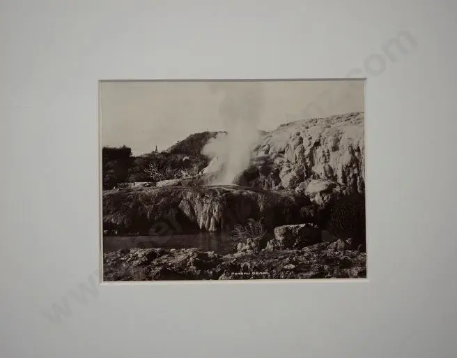 ILES, Arthur James (1870-1943) - Kereru Geyser, Rotorua c.1907 Image 1++