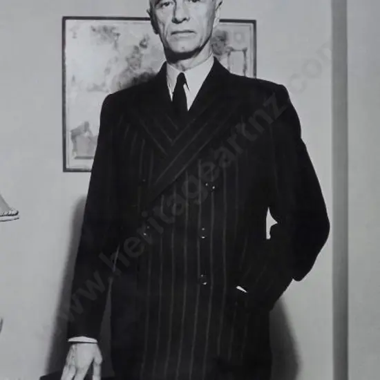 PARK, Bertram (1883-1972) - Bertram Park, Society Photographer (self portrait)