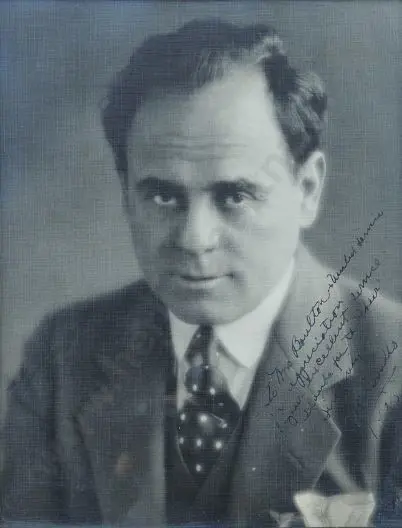 CARRILLO, Leo (1880-1861) - American actor best known for playing the Pancho Kid, 1930 Image 1++