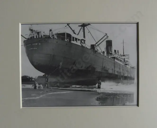 UNKNOWN - Whanganui- Port Bowen stuck on Castlecliff Beach, 1939 Image 1++