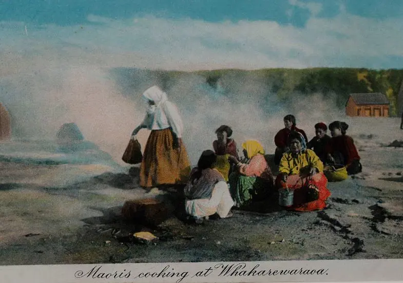 UNKNOWN - Maoris Cooking at Whakarewarewa, c.1900 Image 1++