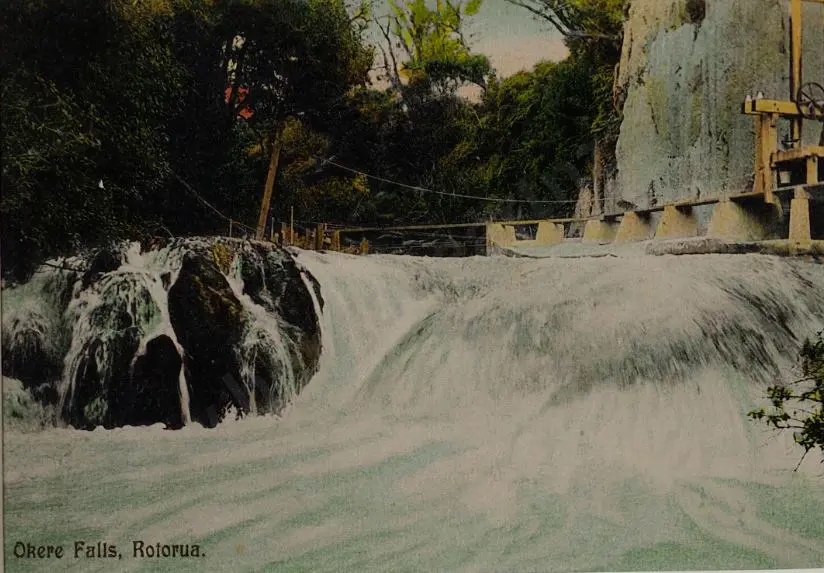 UNKNOWN - Okere Falls, Rotorua, c.1900 Image 1++