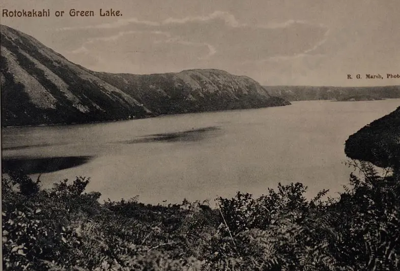UNKNOWN - Rotokakahi or Green Lake c.1900 Image 1++