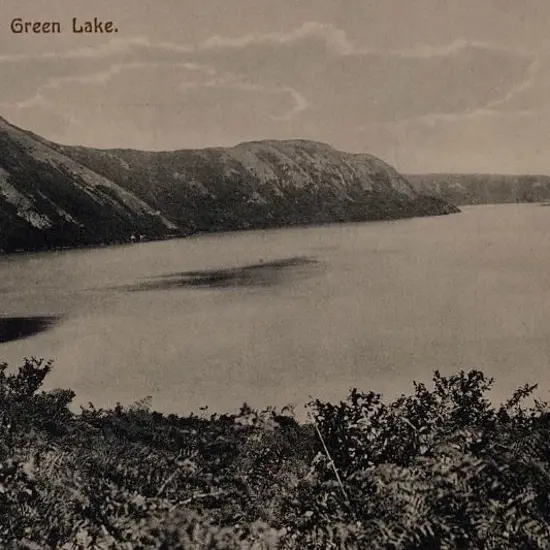 UNKNOWN - Rotokakahi or Green Lake c.1900