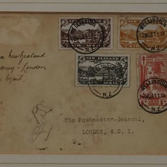 PHILATELY - AIRMAIL Envelope NZ - First Christmas Airmail NZ-UK - with letter from Postmaster General