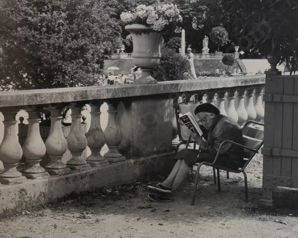 UNKNOWN Photographer - Lady Reading Book, Paris Image 1++