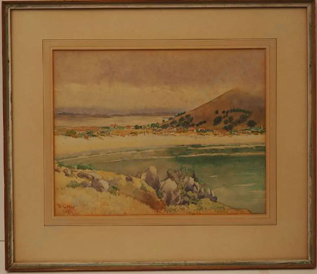 CRISP, V. - Mount Maunganui Image 1++