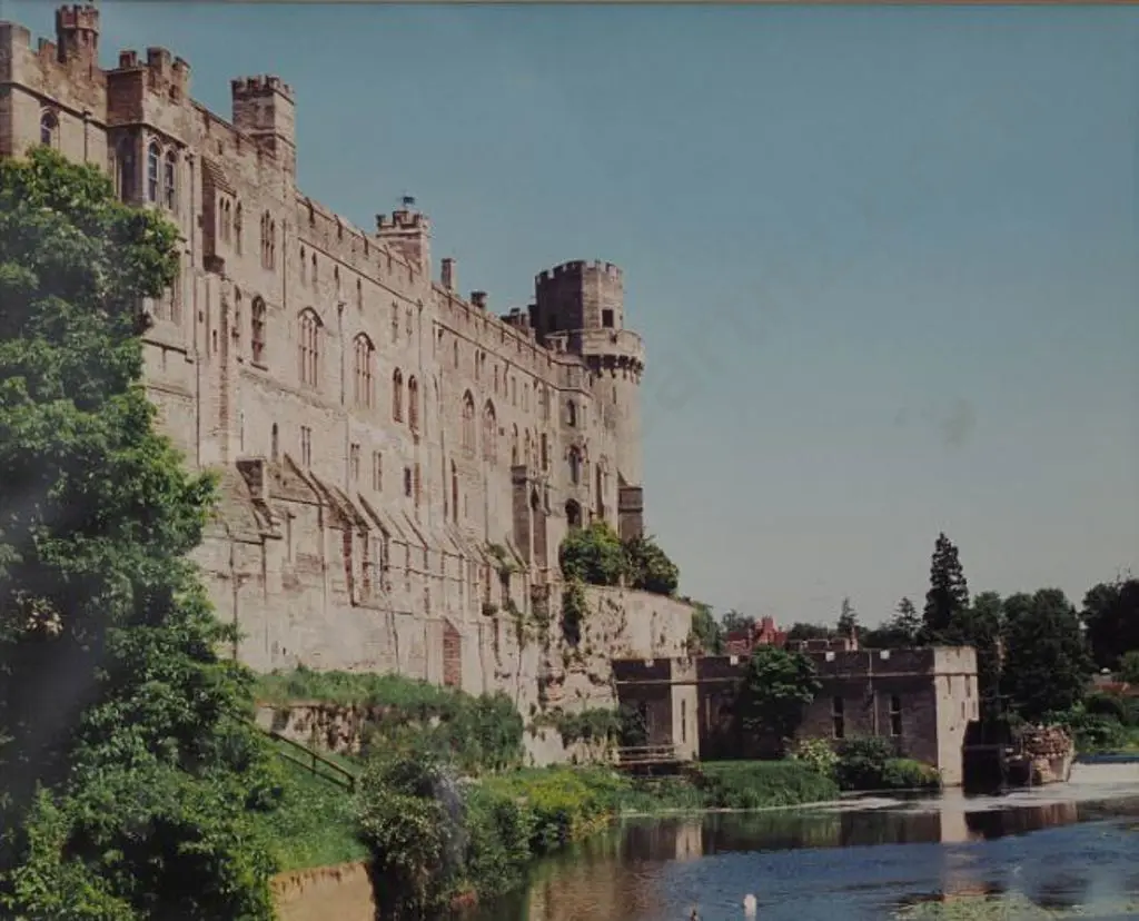 UNKNOWN photographer - Warwick Castle, June 1994 Image 1++