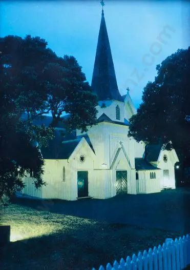 UNKNOWN Artist - Photo of Church Image 1++