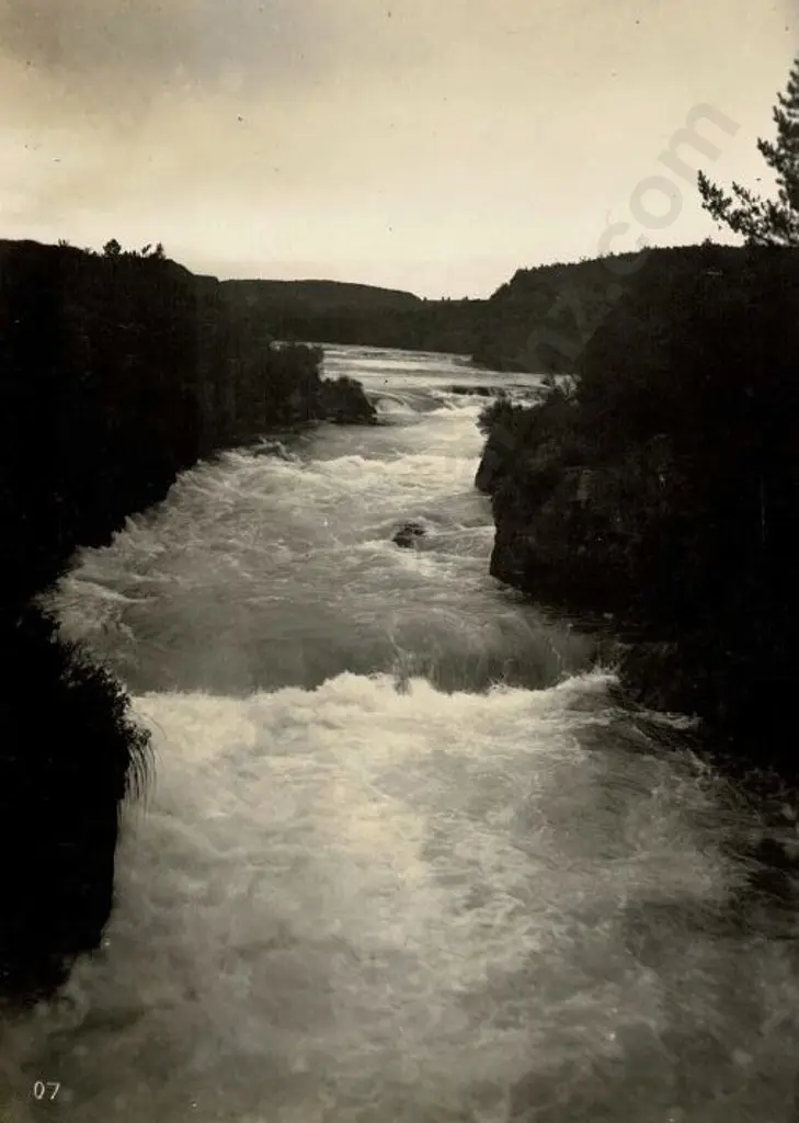UNKNOWN - Rapids Above Huka Falls, Taupo, c.1920 Image 1++