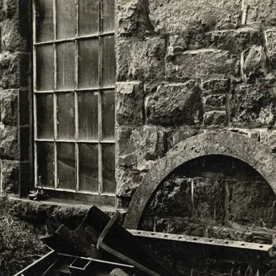 CASBOLT, Frederick Lennard (1896-1987) - Stone and Old Iron