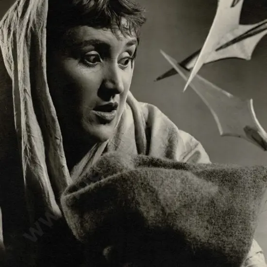 PERRY, Geoffrey William (1900-1959) - Edith Campion - portrait