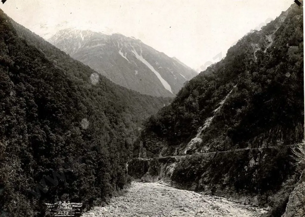 NZ GOVT PUBLICITY (Early 20th Cent.) - Otira Gorge? c.1910 Image 1++