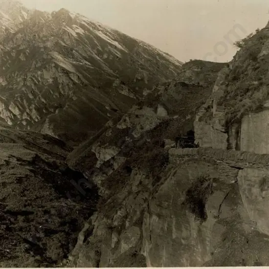 NZ GOVT PUBLICITY (Early 20th Cent.) - Skipper's Canyon (?) with Carriage, c.1910