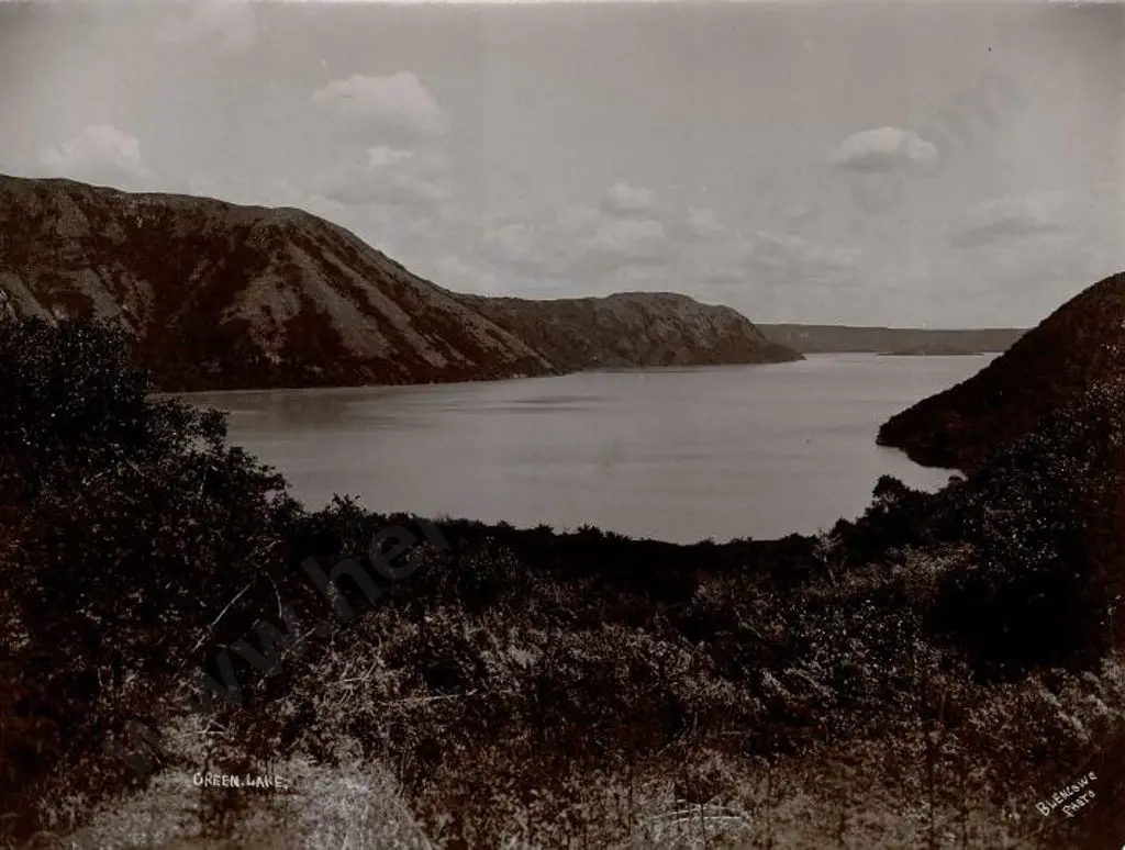 BLENCOWE, James Rasdell (1871-1945) - Green Lake, Rotorua - Late 19th Century Image 1++
