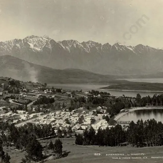 MUIR & MOODIE - Dunedin (1898-1916) - Queenstown & Lake Wakatipu, c.1905