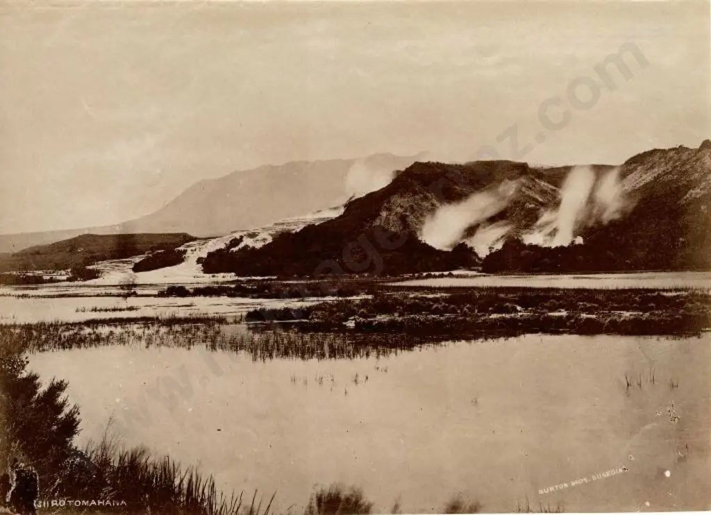 BURTON BROS - Dunedin (1870s-1890s) - Lake Rotomahana, c.1880 Image 1++