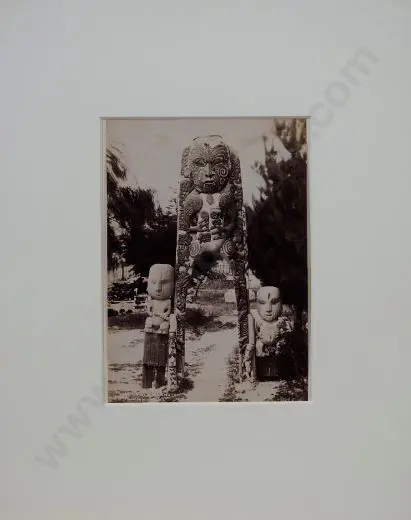 BURTON Brothers (c.1880-1885) - Tiki, Ohinemutu Image 1++